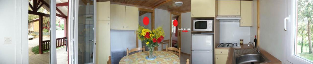 Camping Les Lacs De Courtes Hotel Estang Екстериор снимка